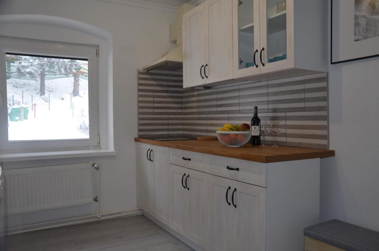 Ferienwohnung Apartament Przy Skwerku Schreiberhau Exterior foto